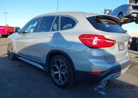 2017 BMW X1 xDrive28I из США, поврежденный, VIN WBXHT3Z31H4A58251